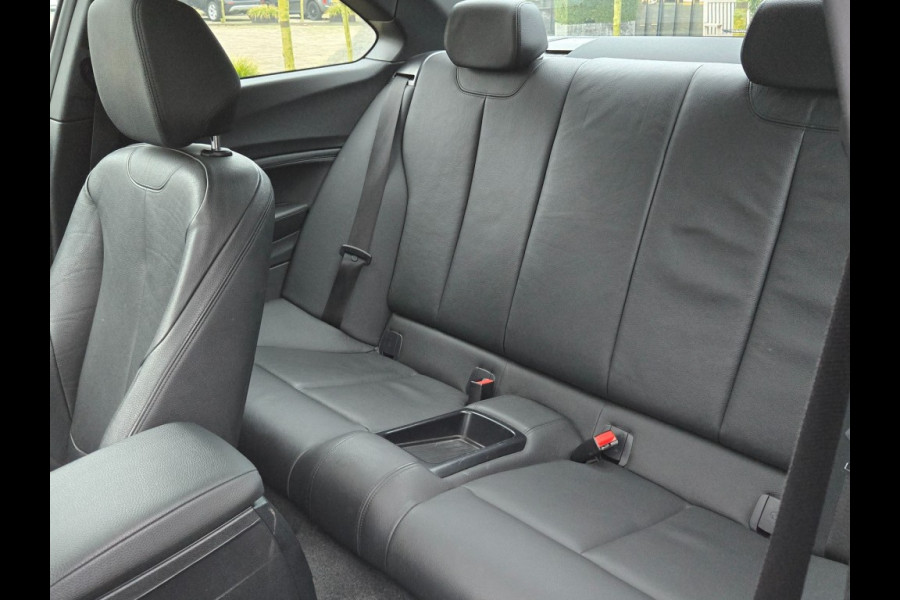 BMW 2 Serie M240I I BTW AUTO I REST BPM € 2.946,- I LEDER I SCHUIFDAK I