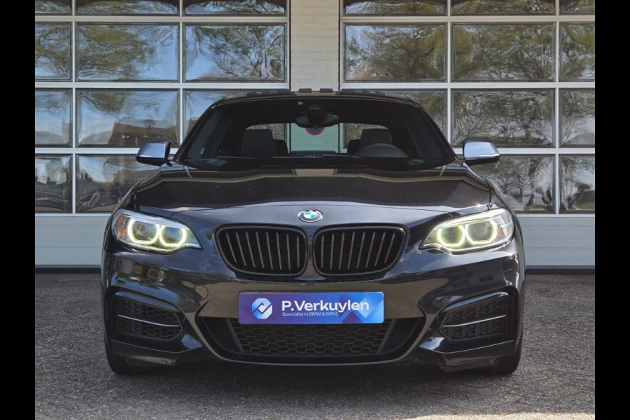 BMW 2 Serie M240I I BTW AUTO I REST BPM € 2.946,- I LEDER I SCHUIFDAK I