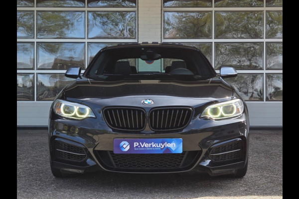 BMW 2 Serie M240I I BTW AUTO I REST BPM € 2.946,- I LEDER I SCHUIFDAK I