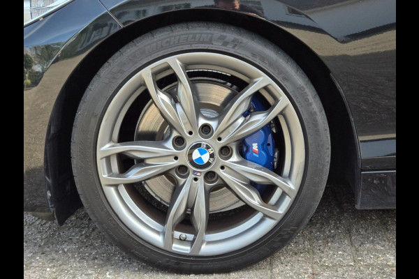 BMW 2 Serie M240I I BTW AUTO I REST BPM € 2.946,- I LEDER I SCHUIFDAK I