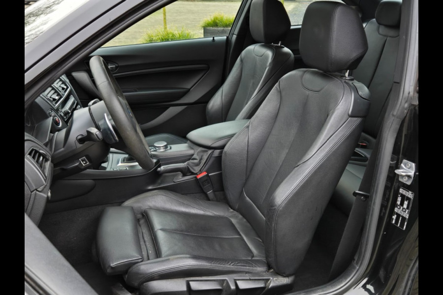 BMW 2 Serie M240I I BTW AUTO I REST BPM € 2.946,- I LEDER I SCHUIFDAK I