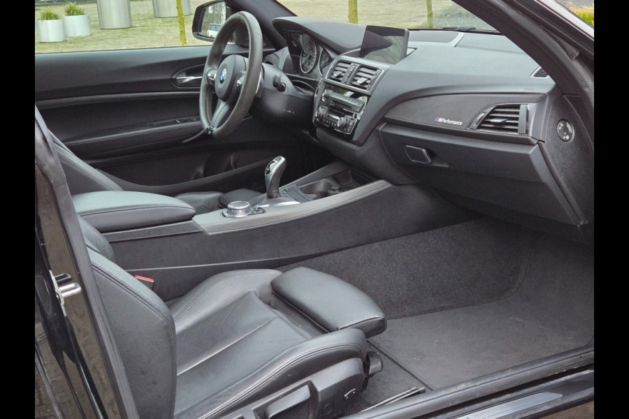 BMW 2 Serie M240I I BTW AUTO I REST BPM € 2.946,- I LEDER I SCHUIFDAK I