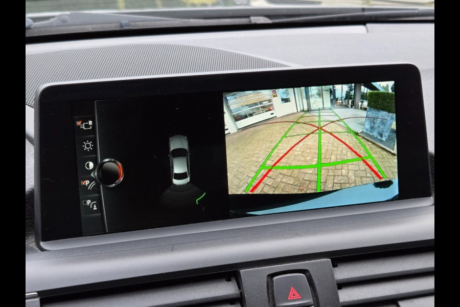 BMW 2 Serie M240I I BTW AUTO I REST BPM € 2.946,- I LEDER I SCHUIFDAK I