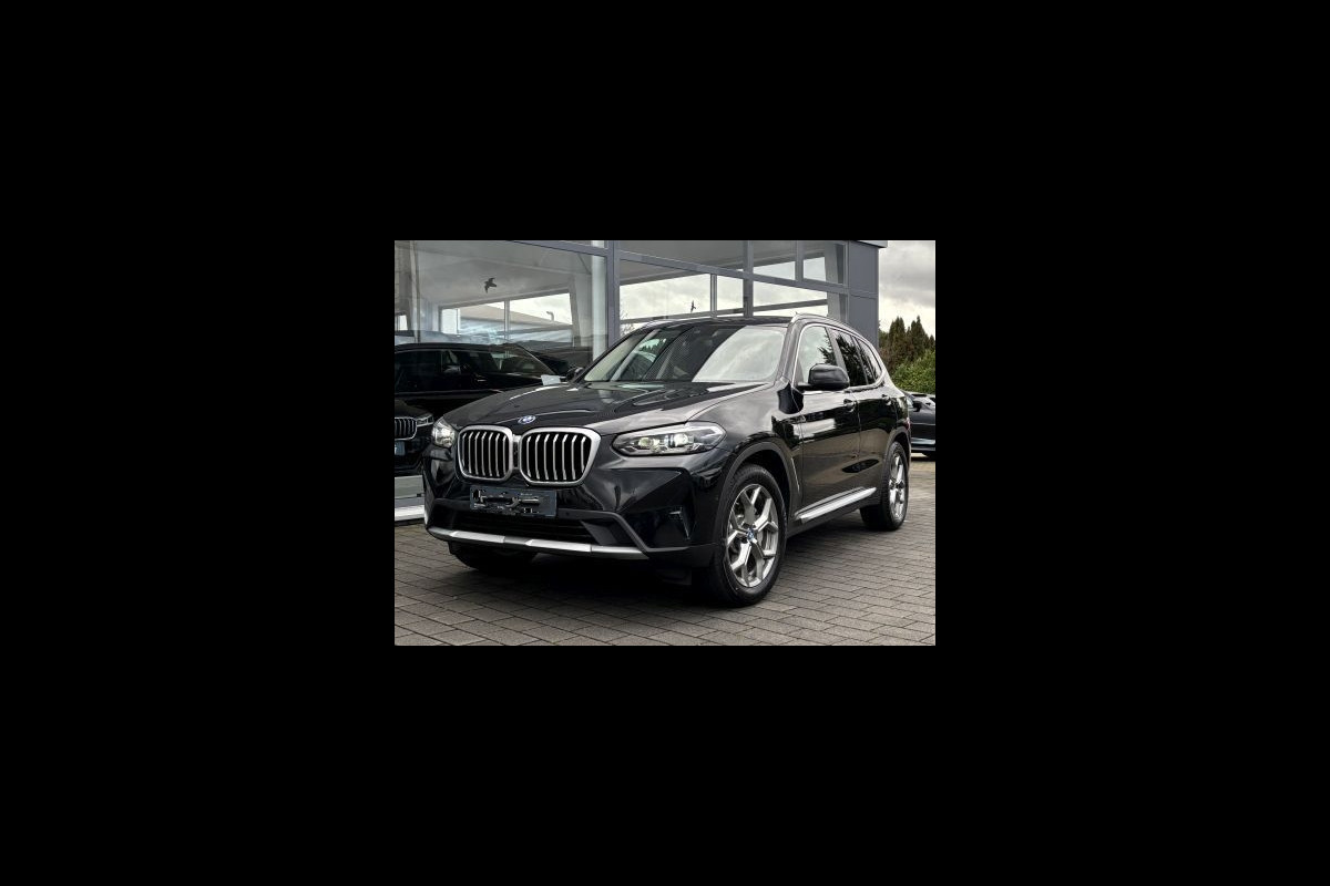 BMW X3 xDrive30e ** LED, LEDER, TREKH, 19-inch LMV, STANDK, HiFi, DRIVING ASS ** € 25.400,= onder NP - 1e EIG ** BMW X3 xDrive30e ** LED, LEDER, TREKH, 19-inch LMV, STANDK, HiFi, DRIVING ASS ** € 25.400,= onder NP - 1e EIG **