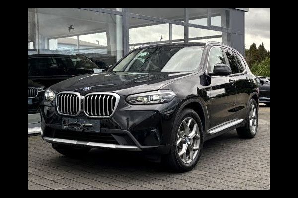 BMW X3 xDrive30e ** LED, LEDER, TREKH, 19-inch LMV, STANDK, HiFi, DRIVING ASS ** € 25.400,= onder NP - 1e EIG ** ** INFORMEER OOK NAAR ONZE AANTREKKELIJKE FINANCIAL-LEASE TARIEVEN **