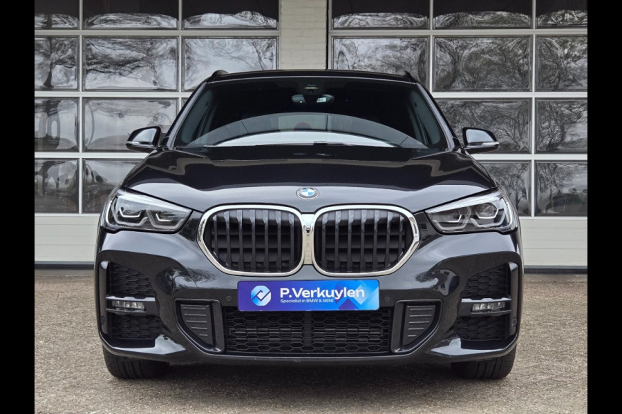 BMW X1 XDRIVE25E M SPORT I 18 INCH I SPORTSTOELEN LEDER I CAMERA I