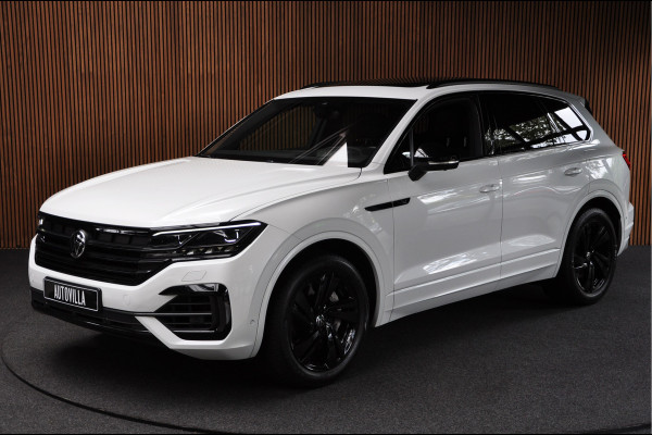 Volkswagen Touareg 3.0 TSi 4-Motion R Head-up Luchtvering Dynaudio Stoel ventilatie Trekhaak elektrisch uitklapbaar 462pk