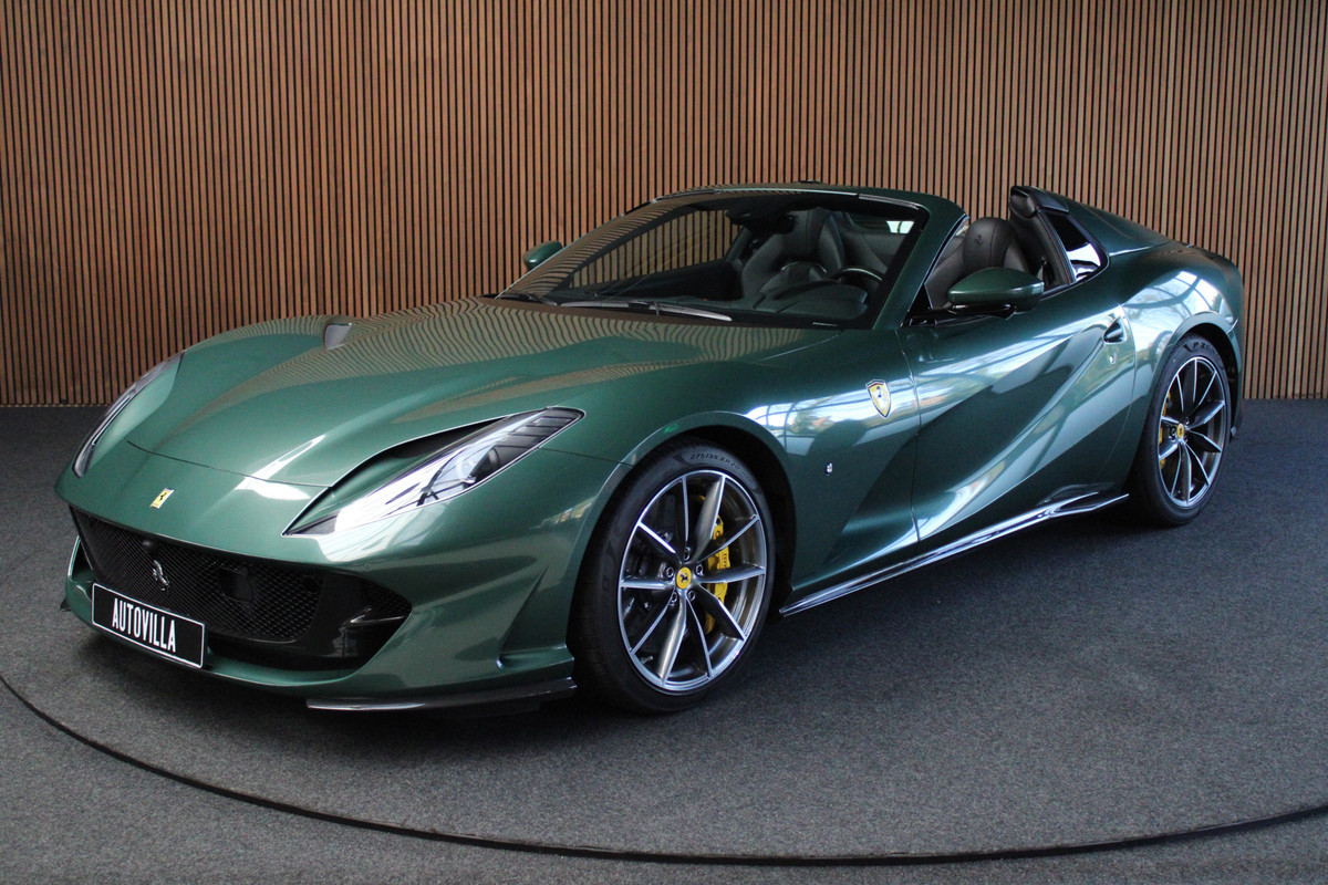 Ferrari 812 GTS 6.5 V12 HELE Carbon 360° Leer Ferrari 812 GTS 6.5 V12 HELE Carbon 360° Leer