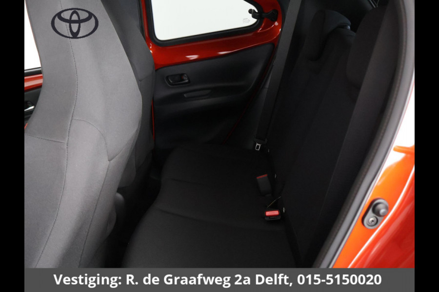 Toyota Aygo X 1.0 VVT-i S-CVT Pulse | Stoelverwarming| Adaptief Cruise Control | Apple Carplay & Android auto |
