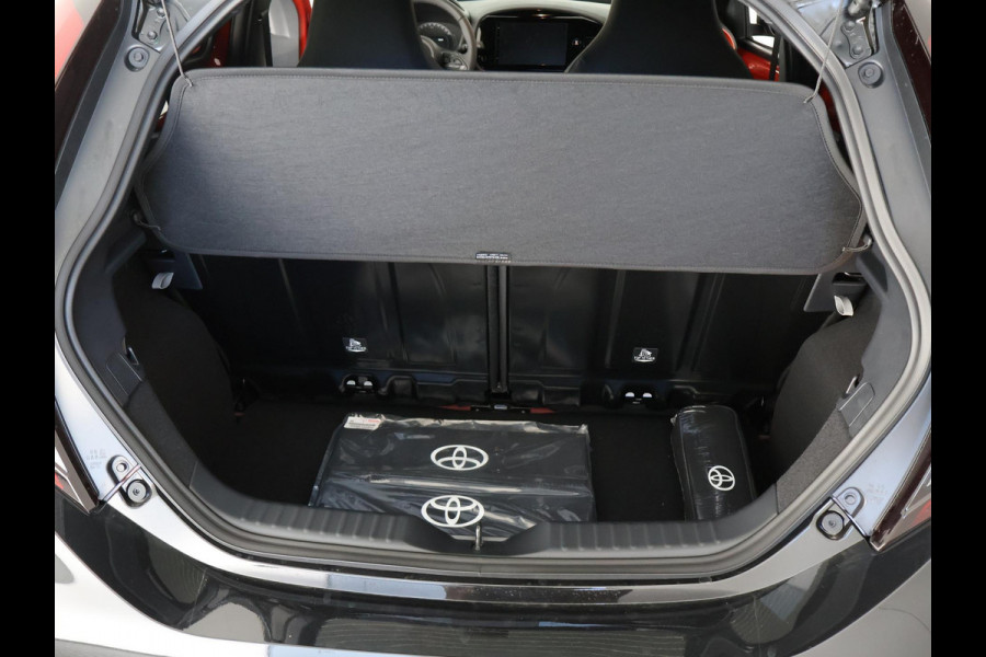 Toyota Aygo X 1.0 VVT-i S-CVT Pulse | Stoelverwarming| Adaptief Cruise Control | Apple Carplay & Android auto |