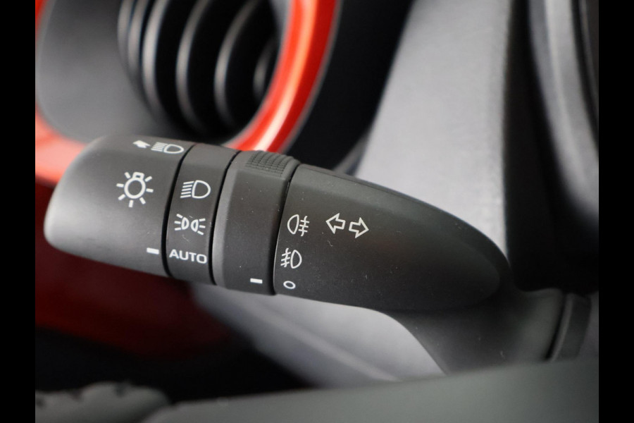 Toyota Aygo X 1.0 VVT-i S-CVT Pulse | Stoelverwarming| Adaptief Cruise Control | Apple Carplay & Android auto |