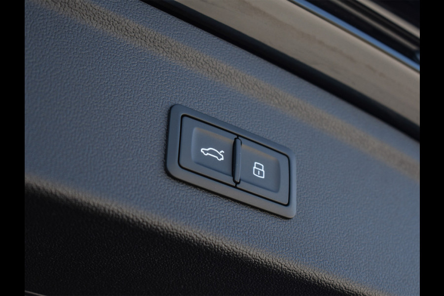 Audi A3 Sportback 45 TFSI e S EDITION COMPETITION | PANORAMADAK | S-SEATS | SONOS SOUND | CAMERA | BLACK-OPTIC | AMBIANCE INTERIEUR