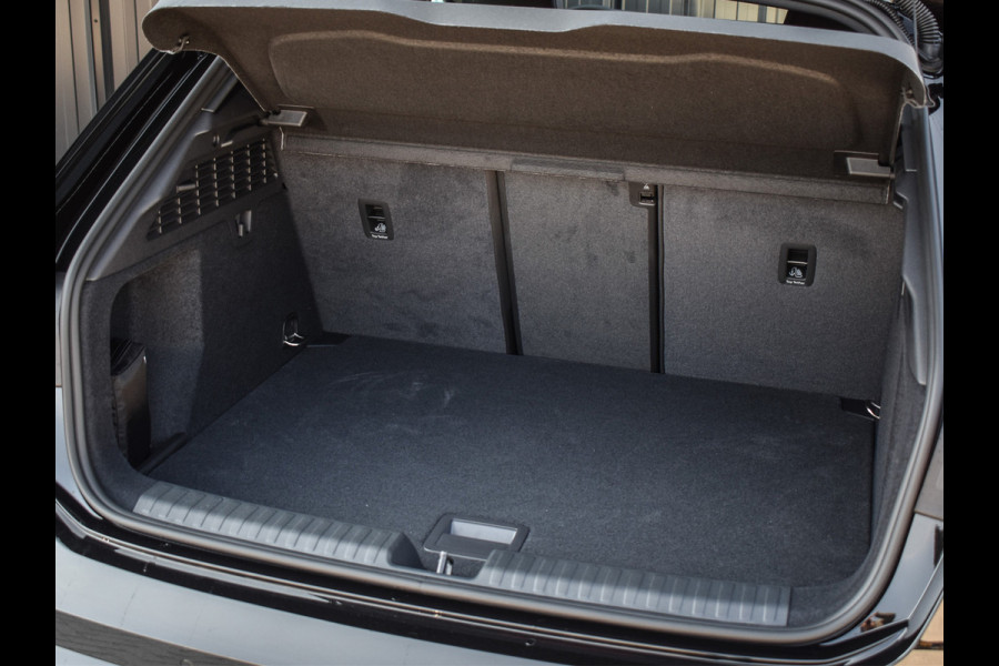 Audi A3 Sportback 45 TFSI e S EDITION COMPETITION | PANORAMADAK | S-SEATS | SONOS SOUND | CAMERA | BLACK-OPTIC | AMBIANCE INTERIEUR