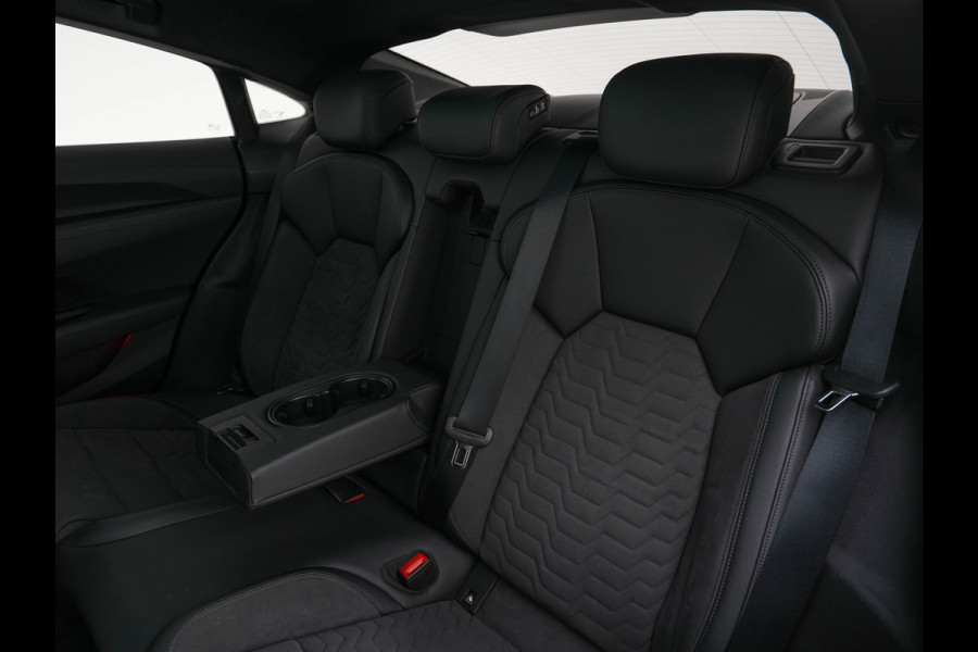Audi e-tron GT 93 kWh [ 3-Fase ] (INCL.BTW) *PANO | HEAD-UP | MATRIX-LED | LEATHER-ALCANTARA | BANG&OLUFSEN | ADAPTIVE-CRUISE | TOP-VIEW | AIR-SUSPENSION | MEMORY-PACK | KEYLESS | DIGI-COCKPIT | NAVI-FULLMAP | SPORT-SEATS |
