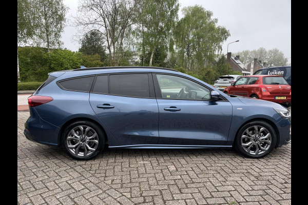 Ford FOCUS Wagon 1.0 EcoBoost Hybrid ST Line 155pk Automaat | Adaptive cruise control | Winter Pack | Dodehoeksensoren | Camera