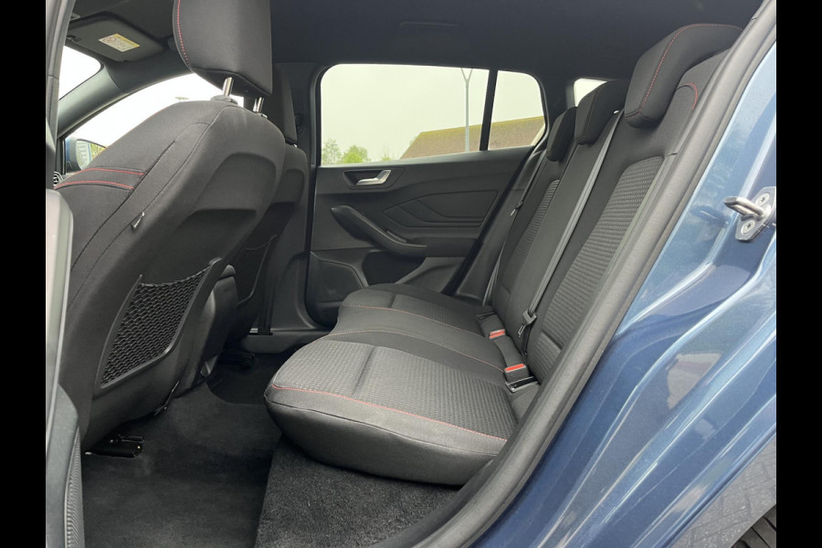 Ford FOCUS Wagon 1.0 EcoBoost Hybrid ST Line 155pk Automaat | Adaptive cruise control | Winter Pack | Dodehoeksensoren | Camera
