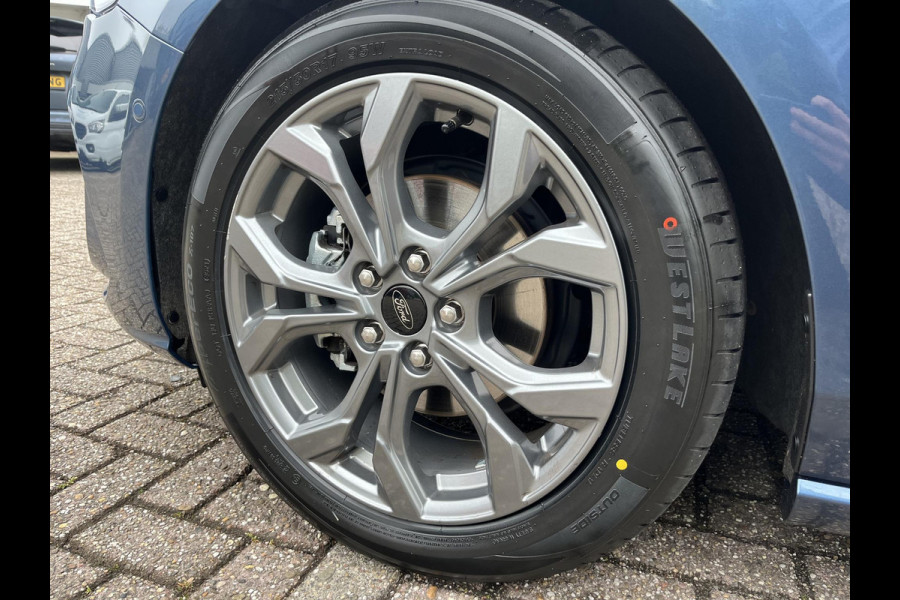 Ford FOCUS Wagon 1.0 EcoBoost Hybrid ST Line 155pk Automaat | Adaptive cruise control | Winter Pack | Dodehoeksensoren | Camera