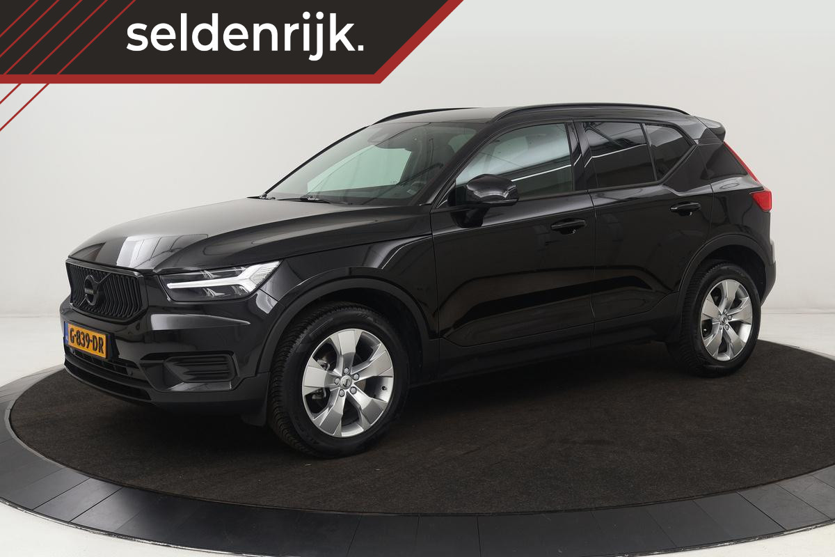 Volvo XC40 1.5 T3 Momentum Pro | Leder | Stoelverwarming | Camera | Navigatie | PDC | Full LED | Climate control Volvo XC40 1.5 T3 Momentum Pro | Leder | Stoelverwarming | Camera | Navigatie | PDC | Full LED | Climate control