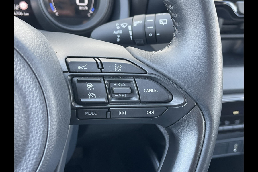 Toyota Yaris 1.5 Hybrid Team D | CarPlay | Camera | ACC | LED | Keyless | DAB+