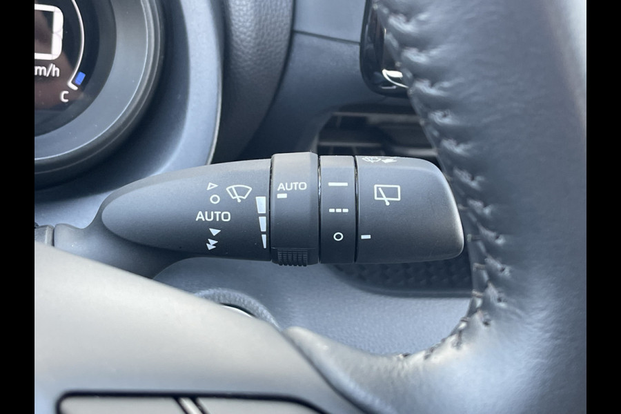 Toyota Yaris 1.5 Hybrid Team D | CarPlay | Camera | ACC | LED | Keyless | DAB+