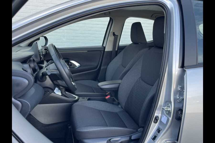 Toyota Yaris 1.5 Hybrid Team D | CarPlay | Camera | ACC | LED | Keyless | DAB+
