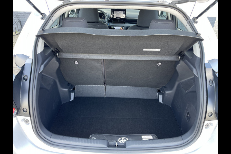 Toyota Yaris 1.5 Hybrid Team D | CarPlay | Camera | ACC | LED | Keyless | DAB+