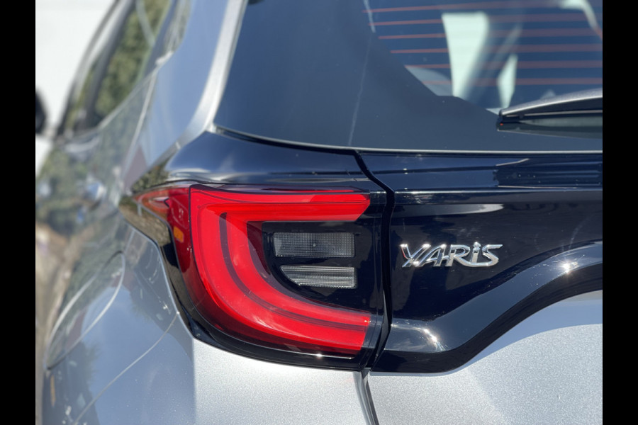 Toyota Yaris 1.5 Hybrid Team D | CarPlay | Camera | ACC | LED | Keyless | DAB+