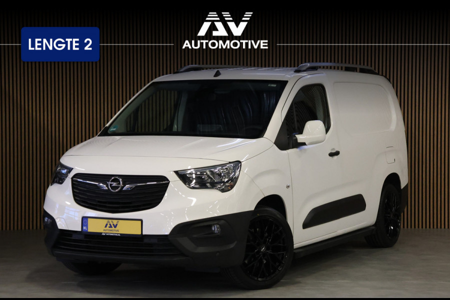 Opel Combo 1.5D L2H1 Innovation | CarPlay | PDC | Airco | Cruise control | DAB | Trekhaak | Treeplanken | Achterspoiler | Nieuwe APK | Dealer onderhouden