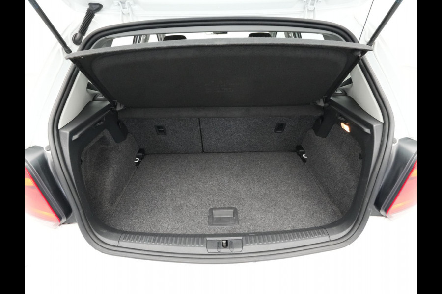 Volkswagen Polo 1.2 TSI 90pk Comfortline Airco Cruise Lm Velgen Touchscreen 199