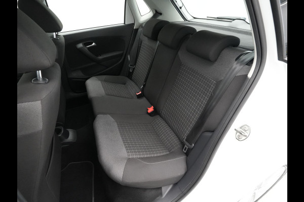 Volkswagen Polo 1.2 TSI 90pk Comfortline Airco Cruise Lm Velgen Touchscreen 199