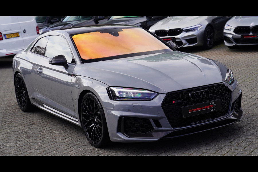 Audi RS5 Coupé 2.9 TFSI RS 5 Quattro | Keramische remmerij | Carbon binnen+buiten | Massage stoelen | HUD | Bang&Olufsen | Virtual
