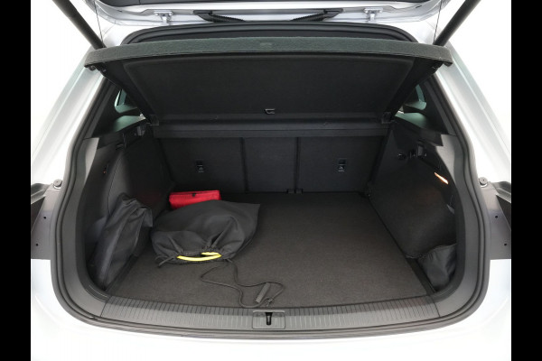 Volkswagen Tiguan 1.4 TSI eHybrid DSG 245pk R-Line Business+ Panorama Navigatie Camera Stoelverwarming Trekhaak 292