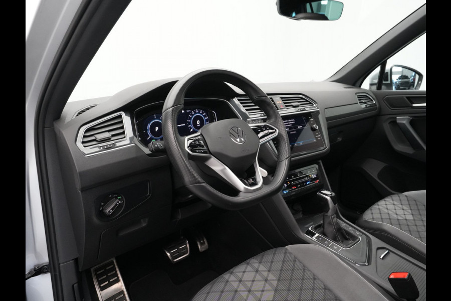 Volkswagen Tiguan 1.4 TSI eHybrid DSG 245pk R-Line Business+ Panorama Navigatie Camera Stoelverwarming Trekhaak 292