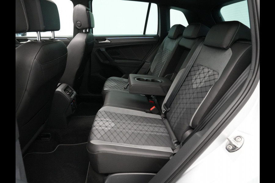Volkswagen Tiguan 1.4 TSI eHybrid DSG 245pk R-Line Business+ Panorama Navigatie Camera Stoelverwarming Trekhaak 292