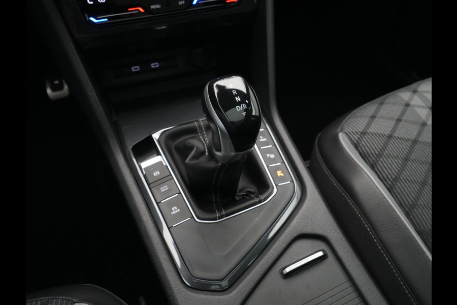 Volkswagen Tiguan 1.4 TSI eHybrid DSG 245pk R-Line Business+ Panorama Navigatie Camera Stoelverwarming Trekhaak 292