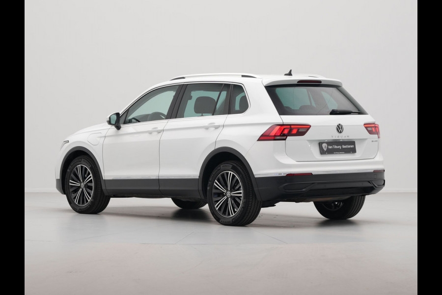 Volkswagen Tiguan 1.4 TSI 245pk eHybrid Navigatie Pdc Side Assist Acc 259