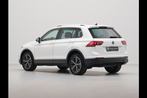 Volkswagen Tiguan 1.4 TSI 245pk eHybrid Navigatie Pdc Side Assist Acc 259