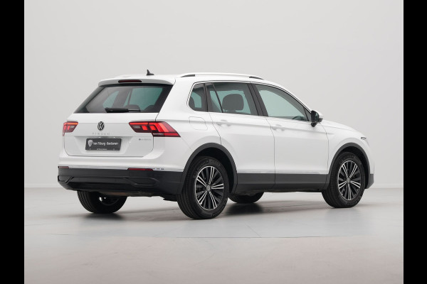 Volkswagen Tiguan 1.4 TSI 245pk eHybrid Navigatie Pdc Side Assist Acc 259