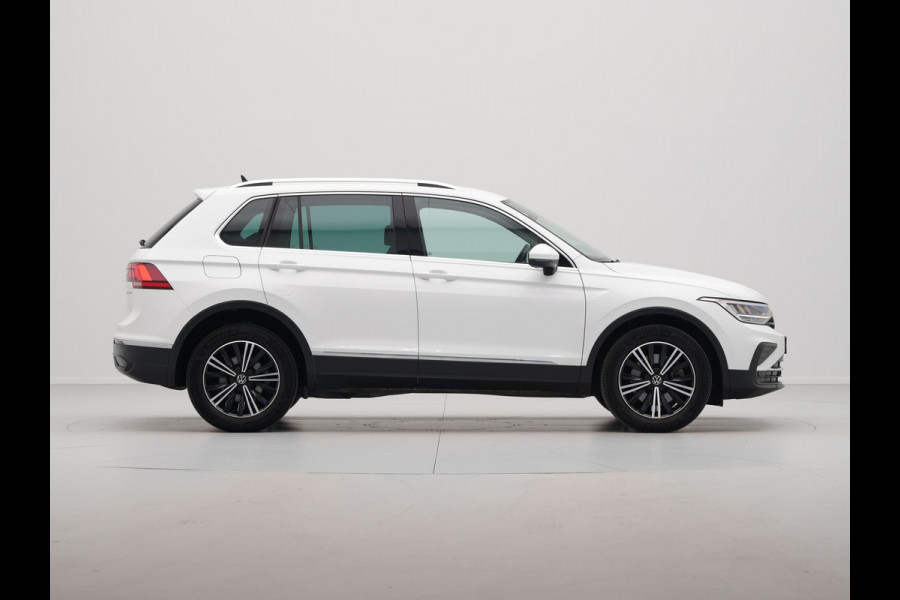 Volkswagen Tiguan 1.4 TSI 245pk eHybrid Navigatie Pdc Side Assist Acc 259