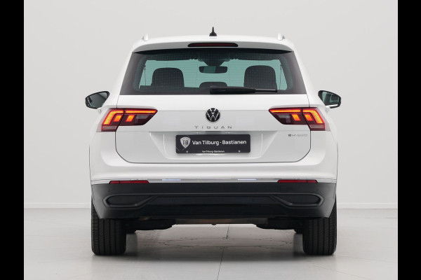 Volkswagen Tiguan 1.4 TSI 245pk eHybrid Navigatie Pdc Side Assist Acc 259