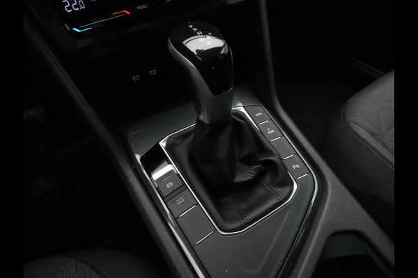 Volkswagen Tiguan 1.4 TSI 245pk eHybrid Navigatie Pdc Side Assist Acc 259