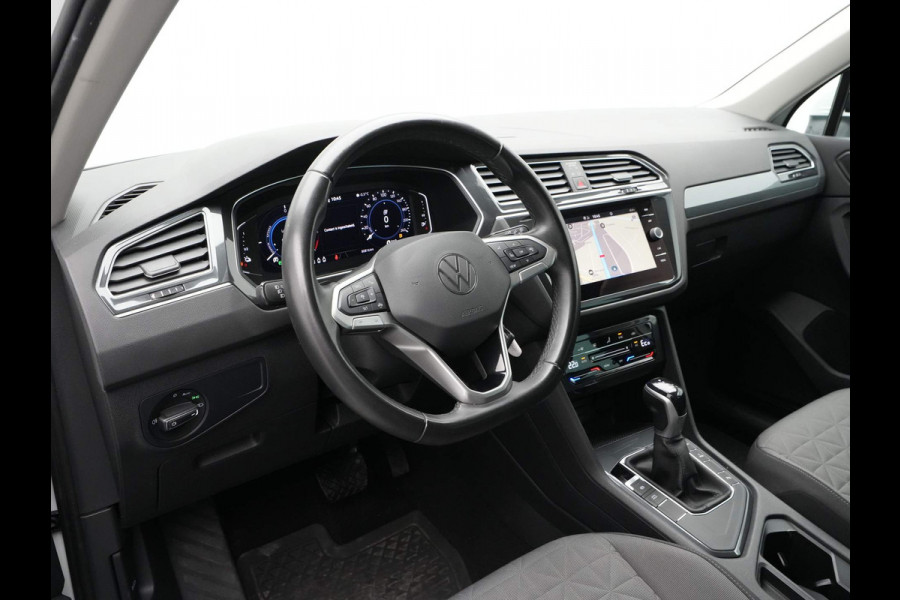 Volkswagen Tiguan 1.4 TSI 245pk eHybrid Life Navigatie Pdc Side Assist Acc 250