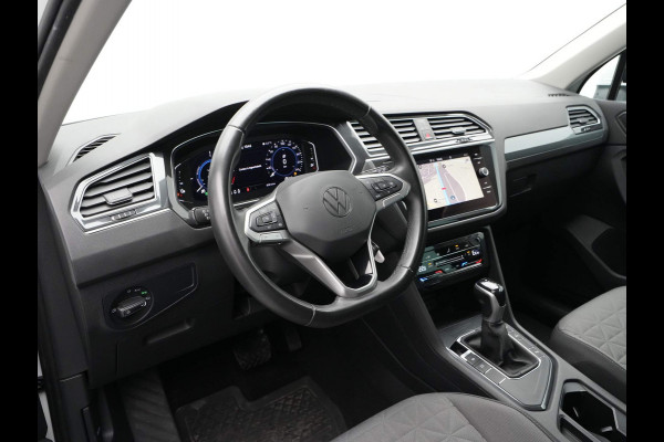 Volkswagen Tiguan 1.4 TSI 245pk eHybrid Life Navigatie Pdc Side Assist Acc 250