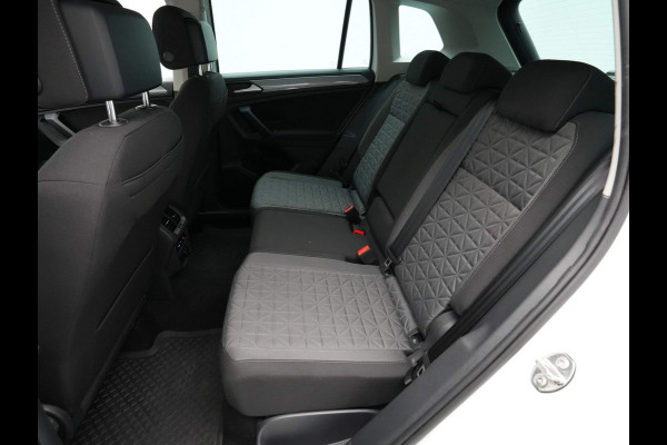 Volkswagen Tiguan 1.4 TSI 245pk eHybrid Life Navigatie Pdc Side Assist Acc 250