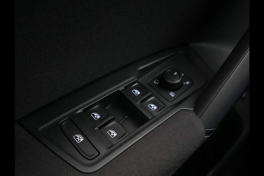 Volkswagen Tiguan 1.4 TSI 245pk eHybrid Life Navigatie Pdc Side Assist Acc 250