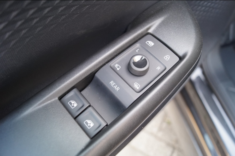 CUPRA Born Edition 62kWh 204pk -NAVI-ECC-CAM-DAB-