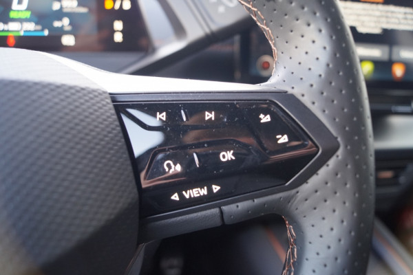 CUPRA Born Edition 62kWh 204pk -NAVI-ECC-CAM-DAB-