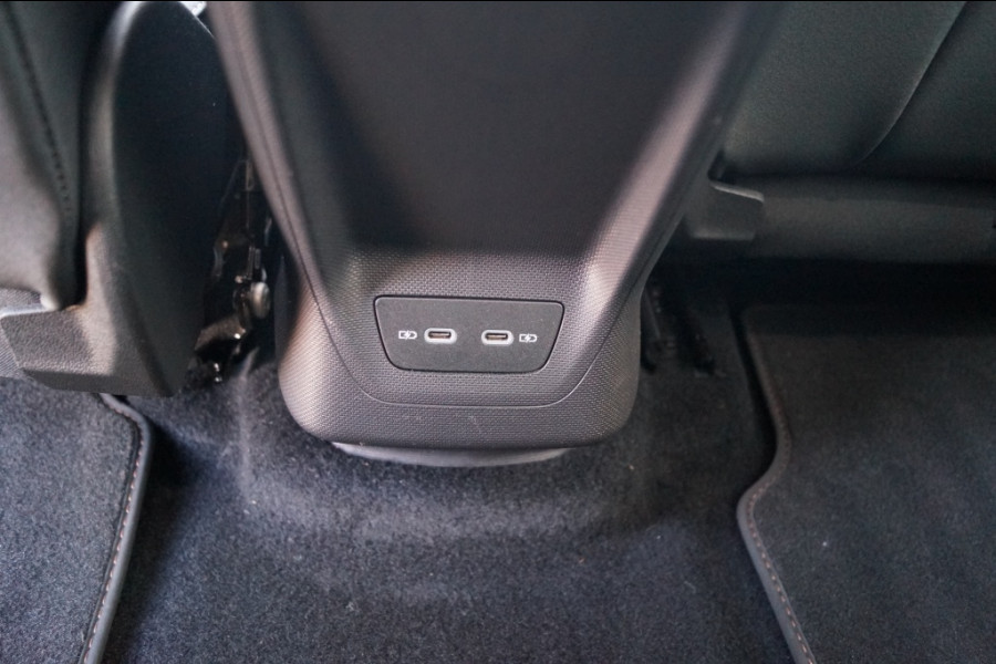 CUPRA Born Edition 62kWh 204pk -NAVI-ECC-CAM-DAB-