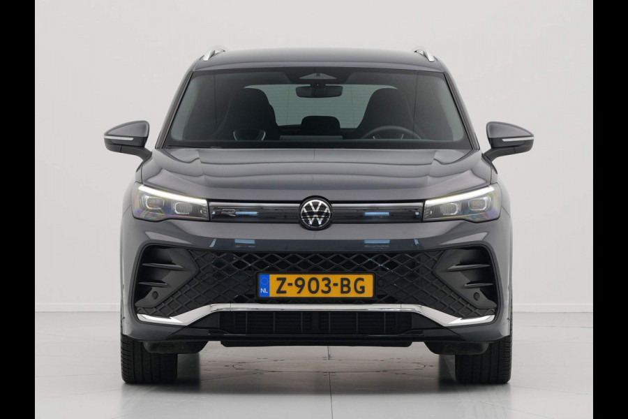 Volkswagen Tiguan 1.5 eTSI R Line Business Navigatie Camera Stoelverwarming Trekhaak