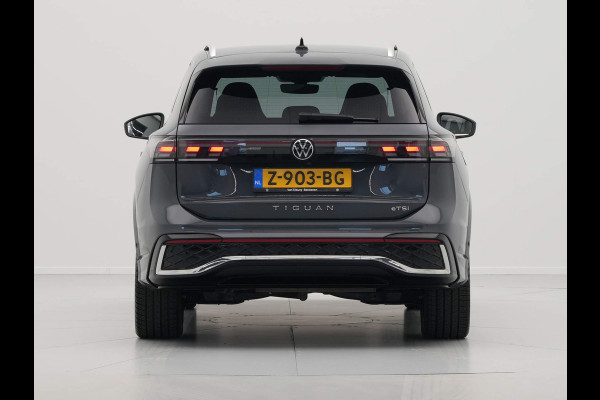 Volkswagen Tiguan 1.5 eTSI R Line Business Navigatie Camera Stoelverwarming Trekhaak